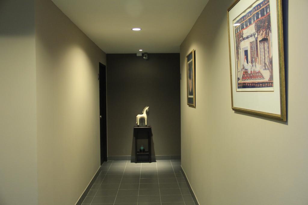 Shooters Guesthouse Паттая Екстер'єр фото
