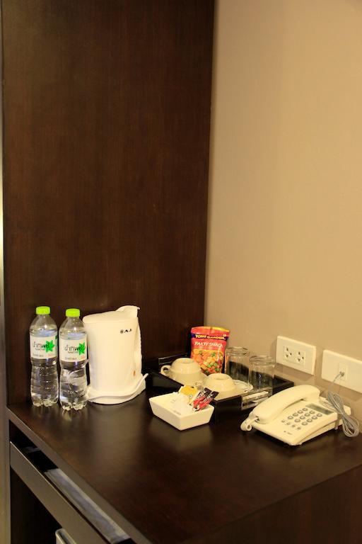 Shooters Guesthouse Паттая Екстер'єр фото