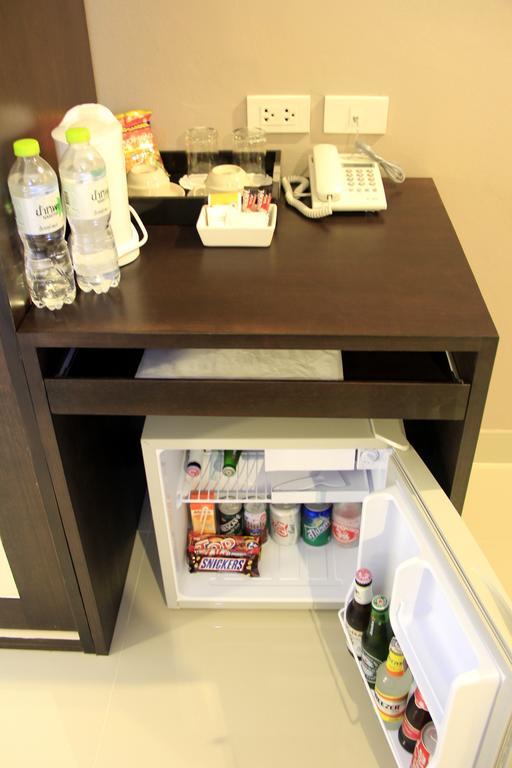 Shooters Guesthouse Паттая Номер фото