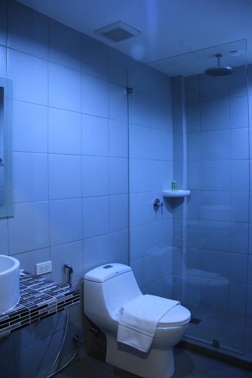 Shooters Guesthouse Паттая Номер фото